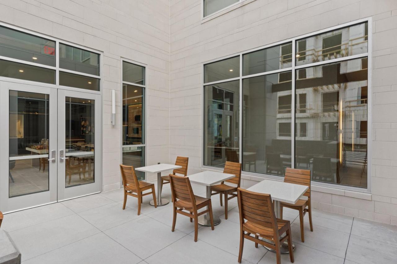 מלון Element Hampton Peninsula Town Center מראה חיצוני תמונה